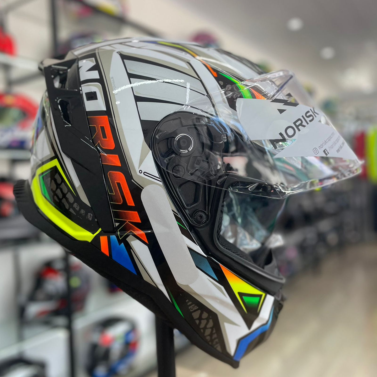 Capacete NORISK STRADA ll REPTEL Red/Blue