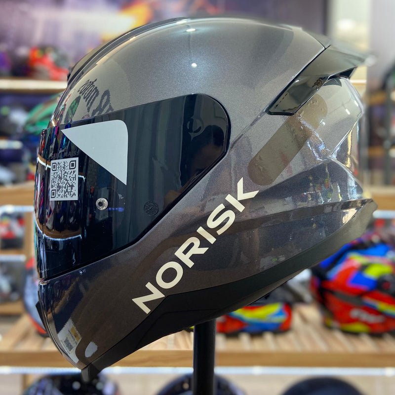 Capacete Norisk RAZOR SOLID EDITION TITANIO Viseira + Aero
