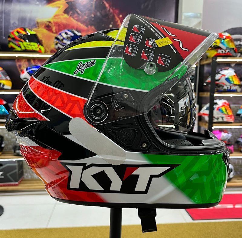 Capacete KYT NF-R Sava, óculos interno