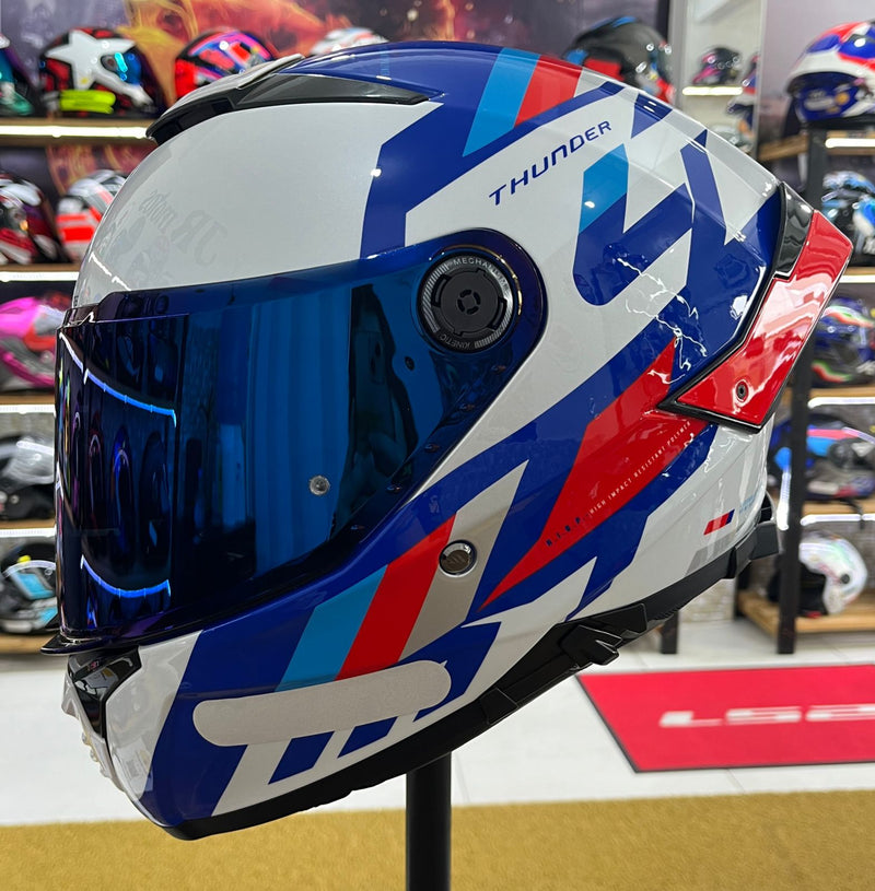 Capacete MT Thunder 4 Ergo C7, com óculos interno