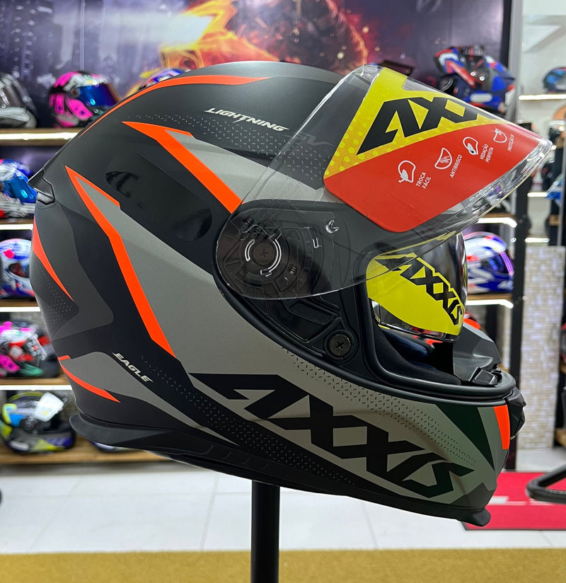 Capacete Axxis Eagle Sv Smart Matt, com óculos interno, Preto e laranja