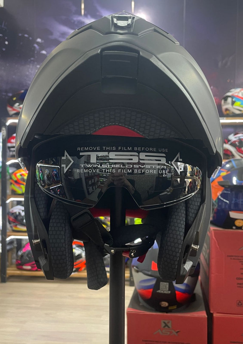 Capacete Escamoteável Race Tech, com óculos interno