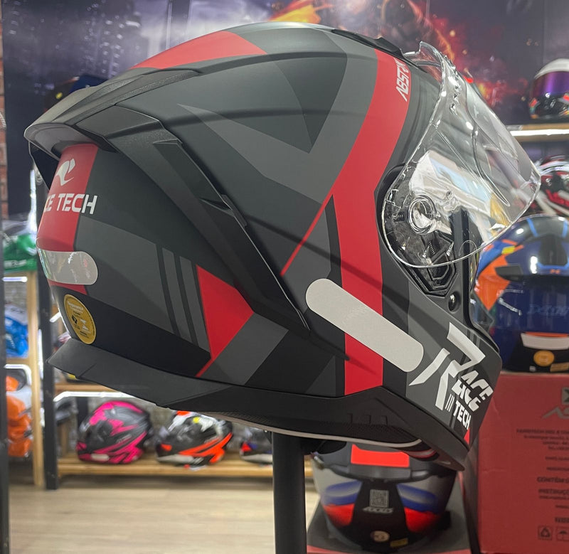 Capacete Race Tech Vermelho, com óculos interno