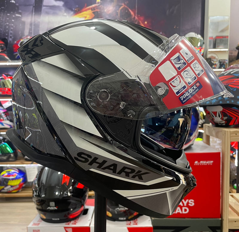 Capacete Shark D-SKWAL 3 SIZLER KWA, com óculos interno