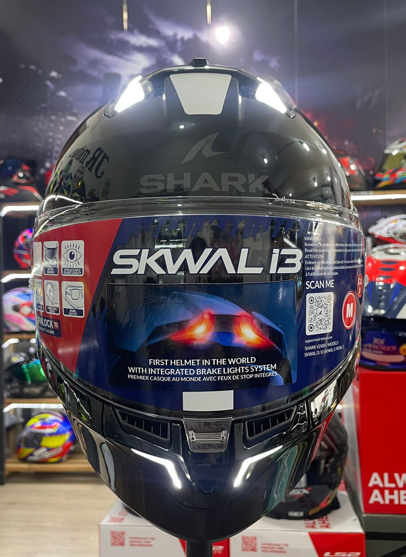 Capacete Shark Skwall I3 Blank SP KAR - Com luz de freio