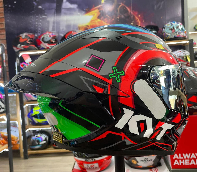 CAPACETE KYT TT COURSE RATTHAPARK PLAY